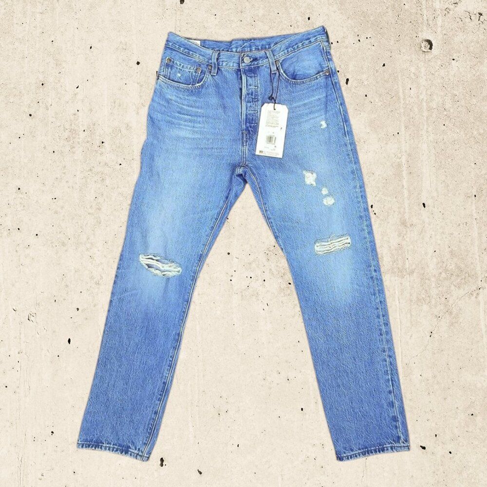 NWT 501 Levi Strauss & Co Original Button Fly Distressed Women Jeans Size 31X30